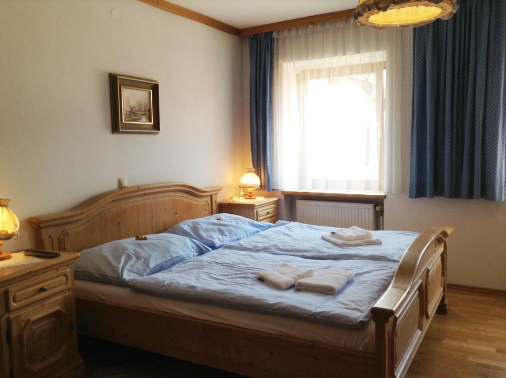 Fruehstueckspension Zur Post Reisinger Kg St Oswald Sankt Oswald bei Freistadt Camera foto