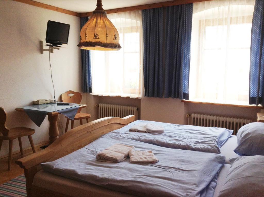 Fruehstueckspension Zur Post Reisinger Kg St Oswald Sankt Oswald bei Freistadt Esterno foto